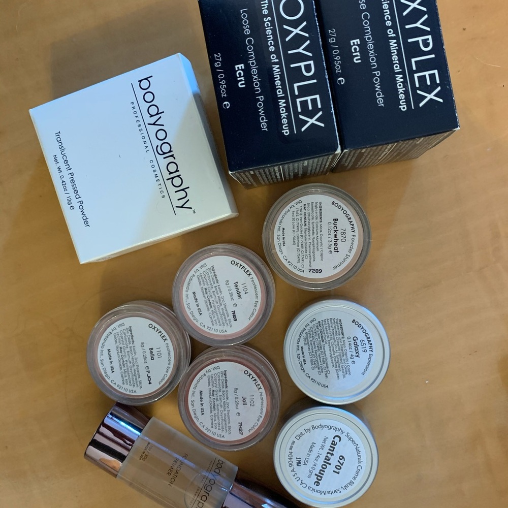 MAKEUP BUNDLE (value of $350)